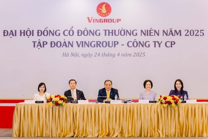 VinFast công bố dịch vụ sửa xe thần tốc 8 giờ tại đại hội cổ đông